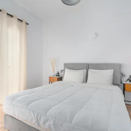 Ornos Apartments *