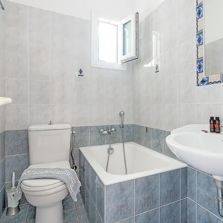 Ornos Apartments Apartman