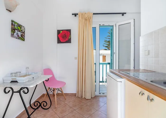 Ornos Apartments Apartament