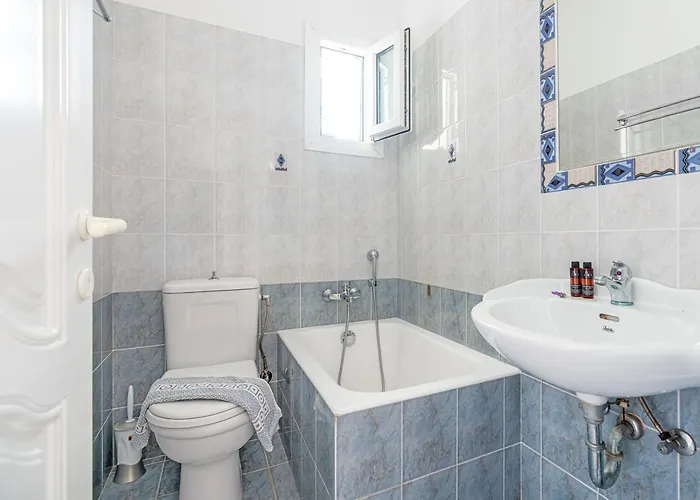 Ornos Apartments Apartament