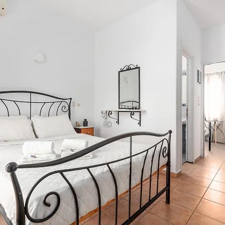 Ornos Apartments Appartement