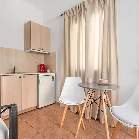 Ornos Apartments *