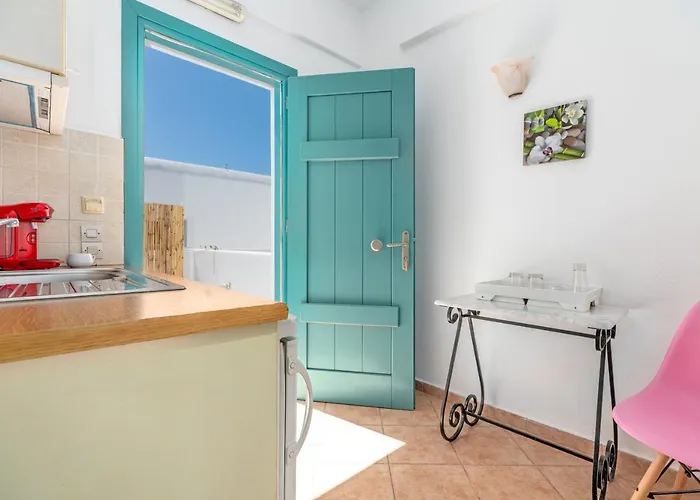 Ornos Apartments * Орнос